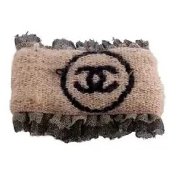 Vintage Chanel Bracelet Lace Logo Authentic Old CHANEL 6-7" stretchy fabric - Picture 1 of 5